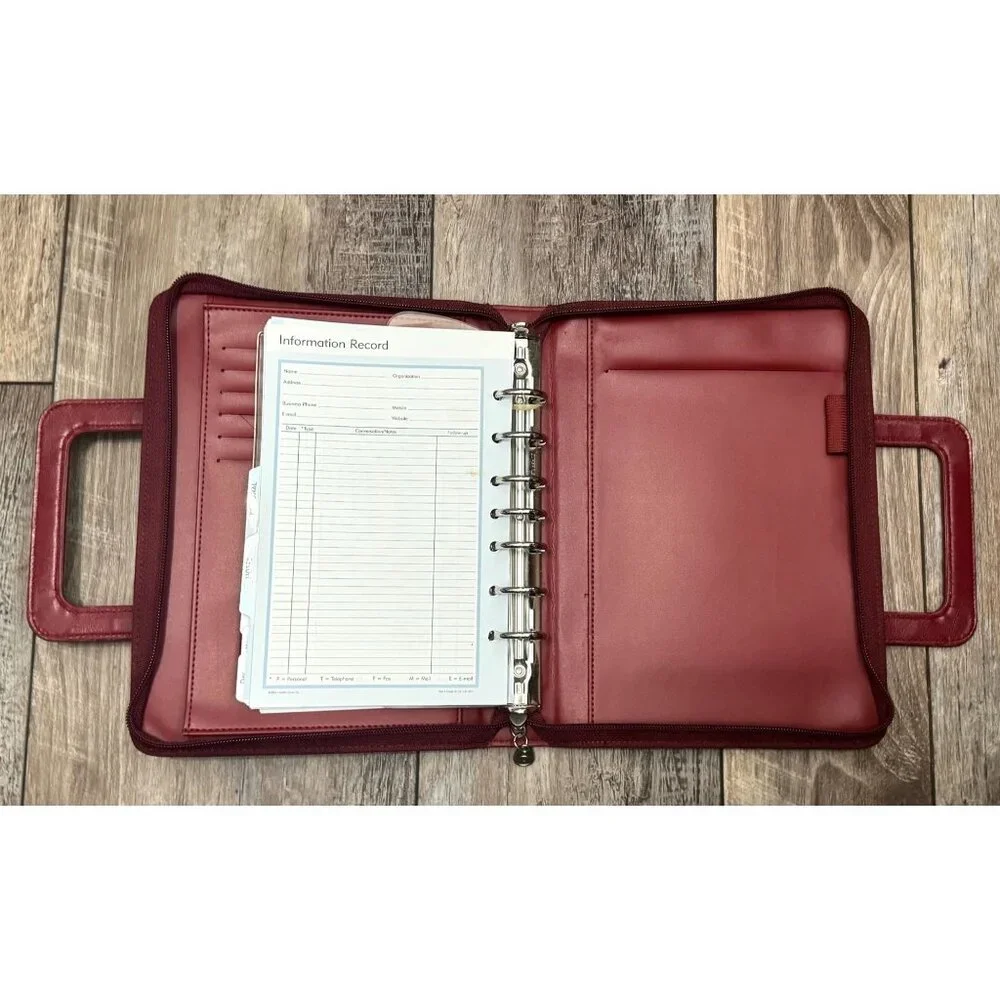 Franklin Covey 365 Faux Leather 7 Ring Classic Planner Retractable Handles
